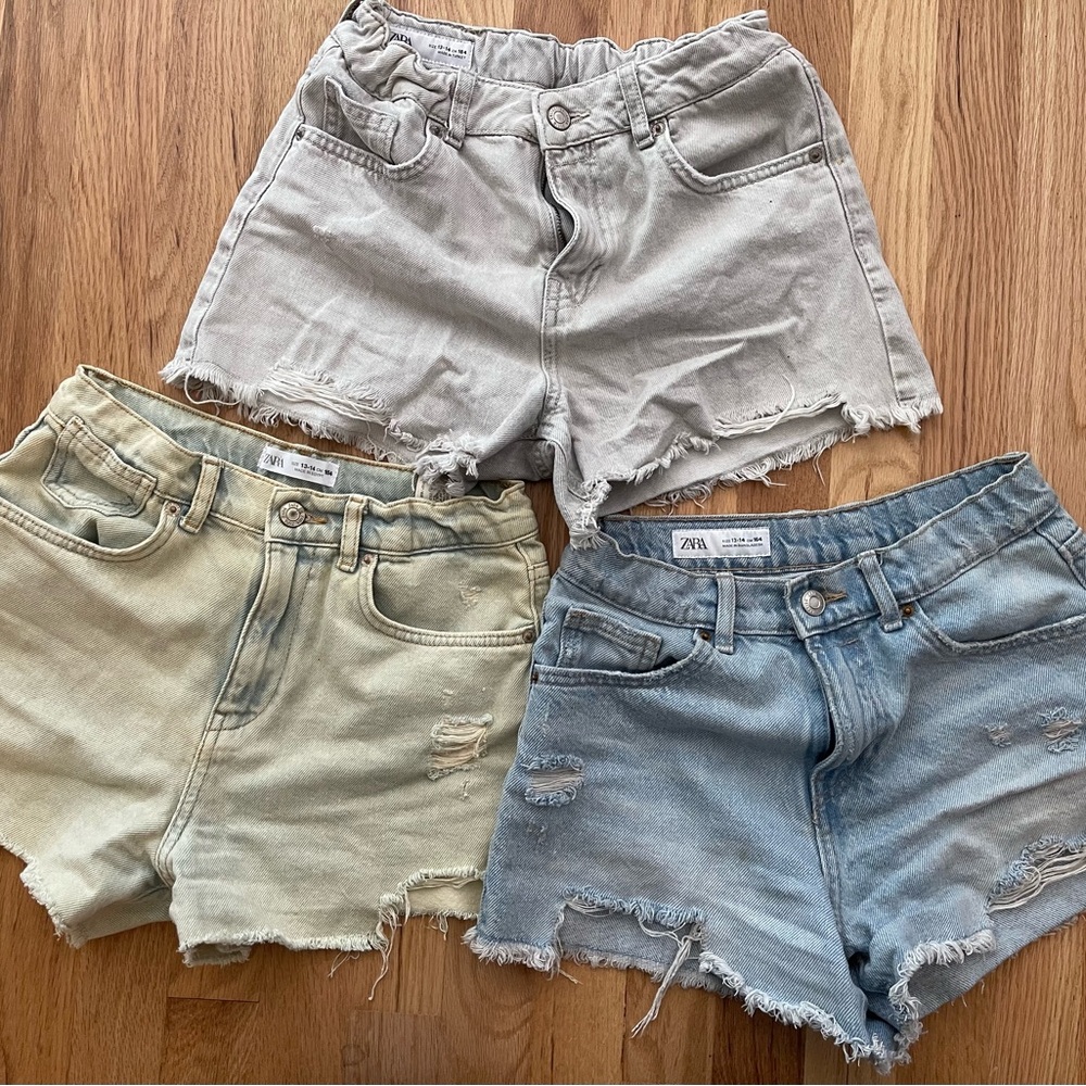 Zara Girls Jean Shorts Gray, Yellow washed, and Blue Distressed Sz. 13/14
